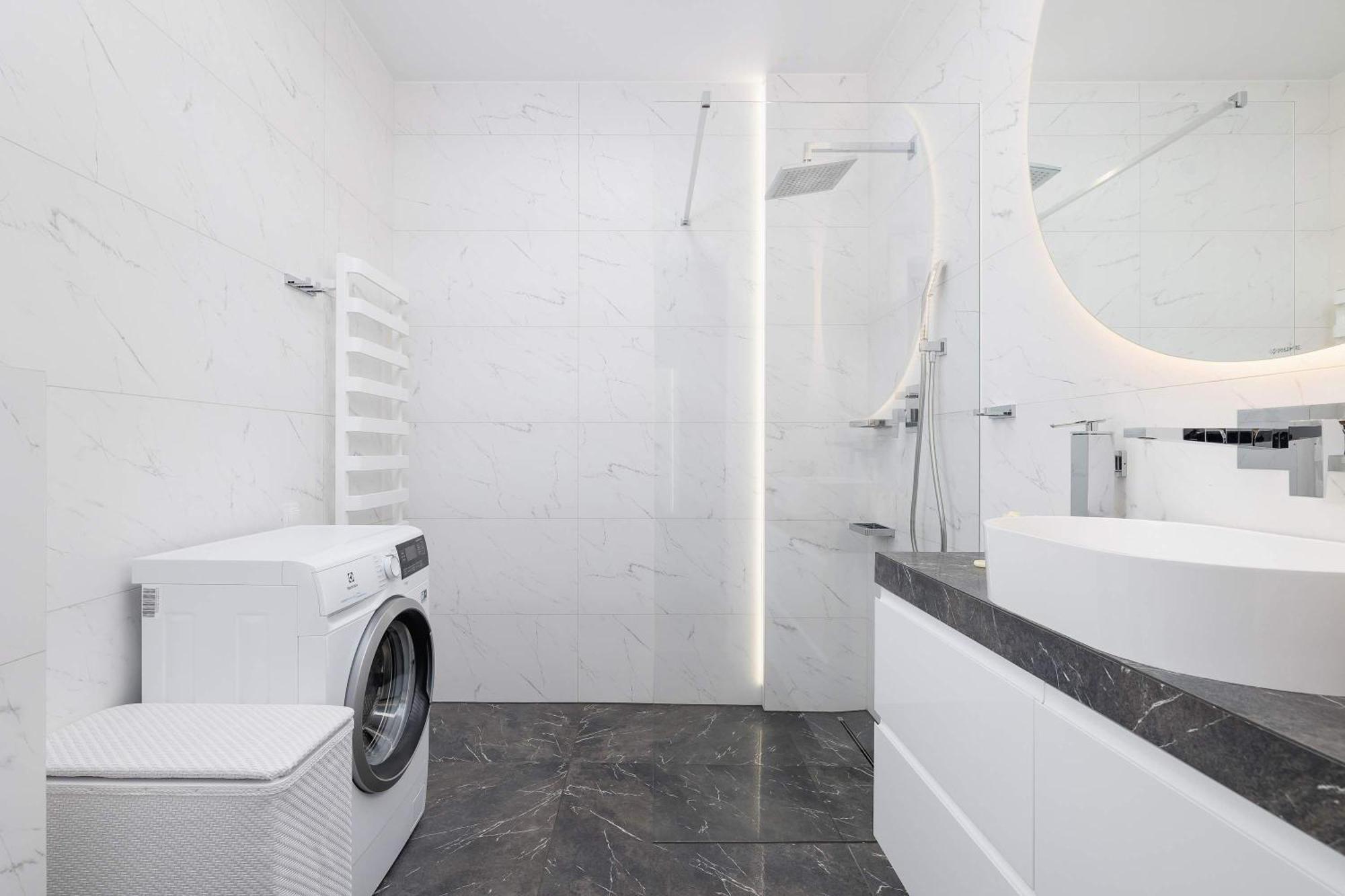 Apartment Atmospheric With Parking By Renters *